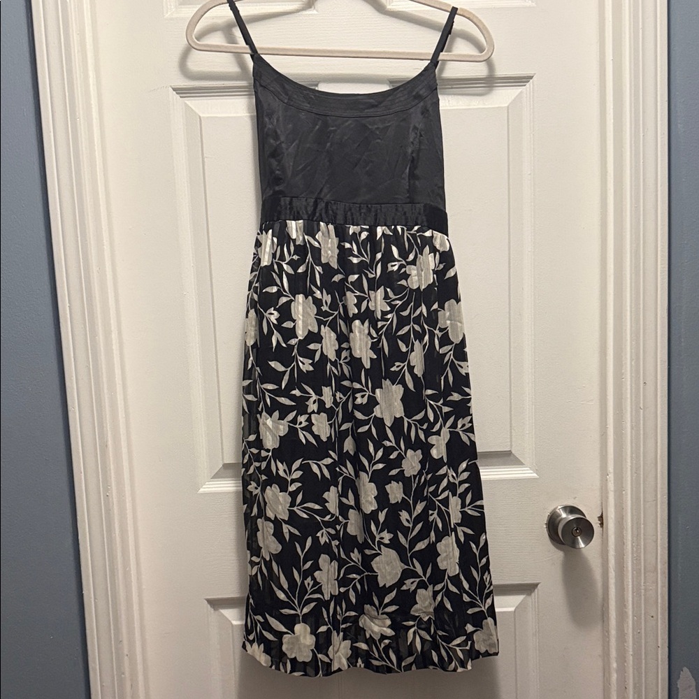 Motherhood Maternity Black and White Floral Spaghetti Strap Midi Dress